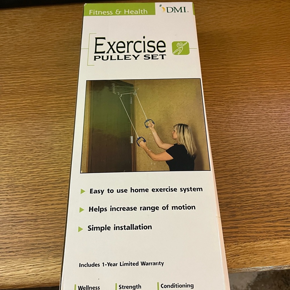 DMi Exercise Pulley Set -on any door. For men or women Great workout. BRAND NEW